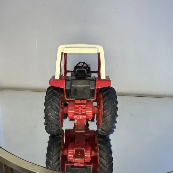 ERTL International 1586 Tractor With Cab 1/16 Scale Diecast Vintage Collector - Picture 7 of 10